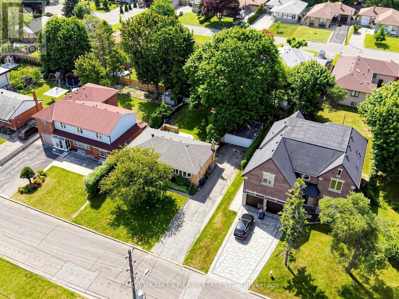 87 Combe Avenue, Toronto, Ontario M3H 4J6 - Photo 36 - C13523354