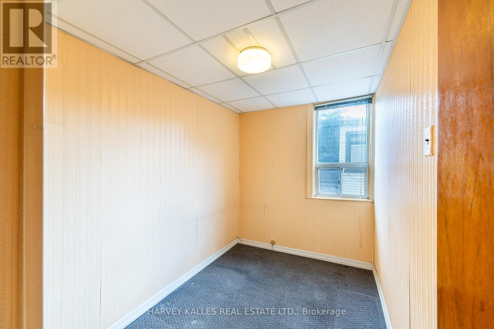 6 Crocker Avenue, Toronto, Ontario M6J 1K5 - Photo 16 - C13525734