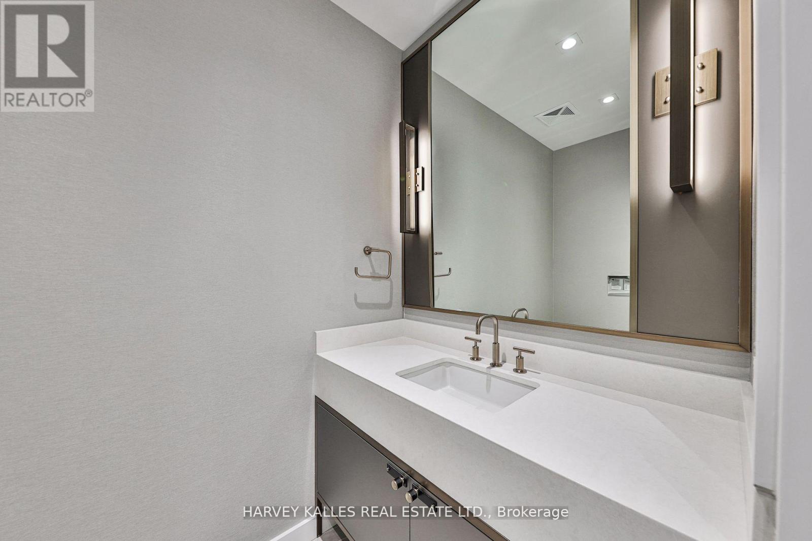 1707 - 215 Lonsdale Road, Toronto, Ontario  M4V 1W7 - Photo 27 - C13526000