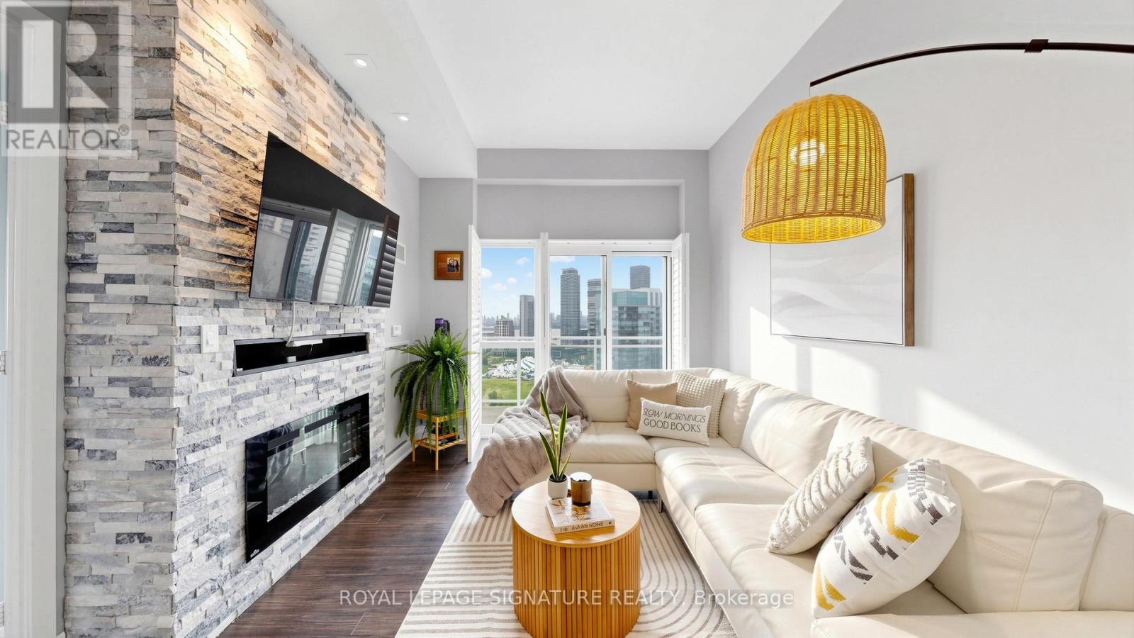 2524 - 165 Legion Road, Toronto, Ontario M8Y 0B3 - Photo 6 - W13527196