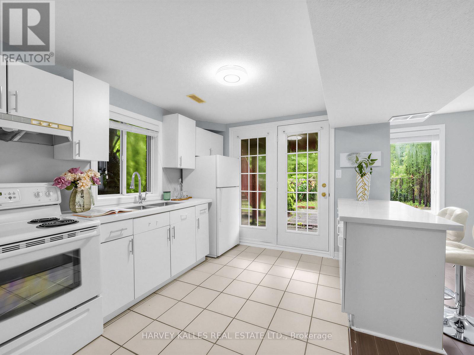 2120 Erin Gate Boulevard, Pickering, Ontario L1X 2V3 - Photo 30 - E13528018