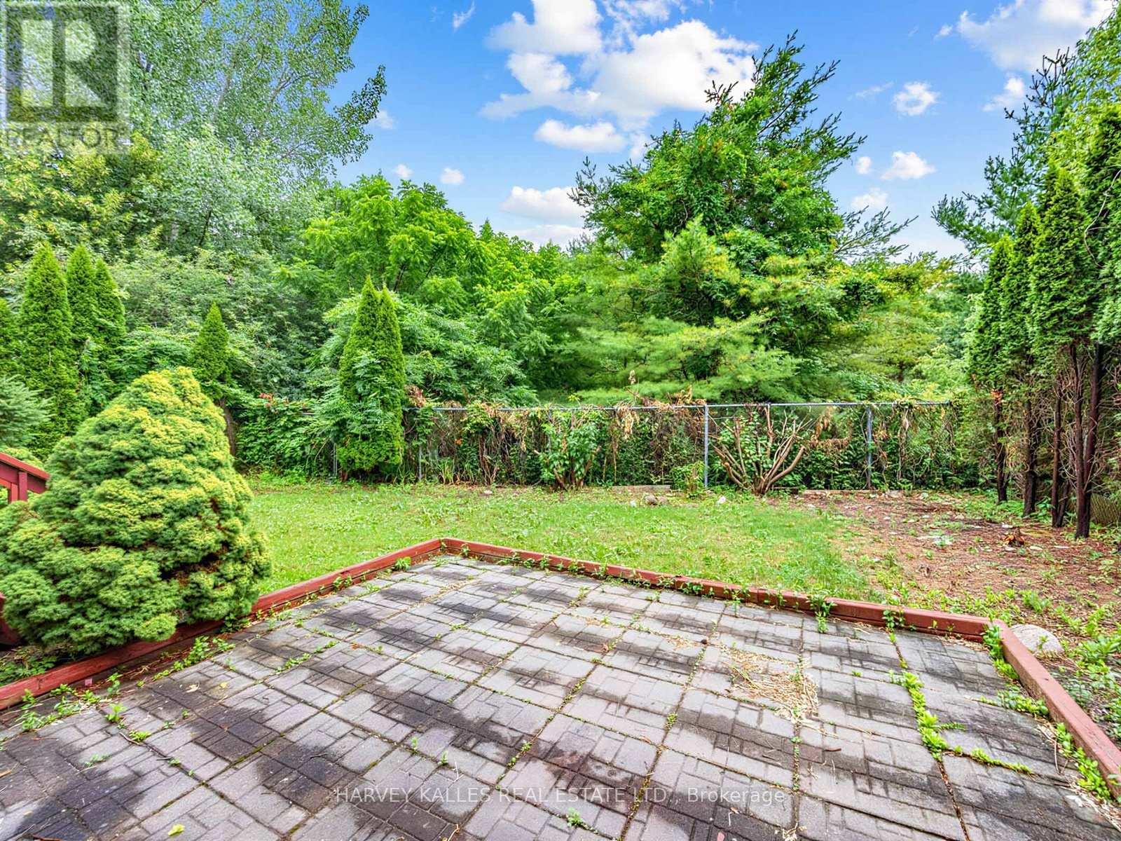 2120 Erin Gate Boulevard, Pickering, Ontario L1X 2V3 - Photo 37 - E13528018