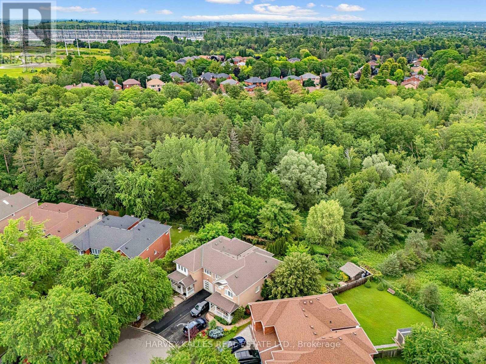 2120 Erin Gate Boulevard, Pickering, Ontario L1X 2V3 - Photo 40 - E13528018
