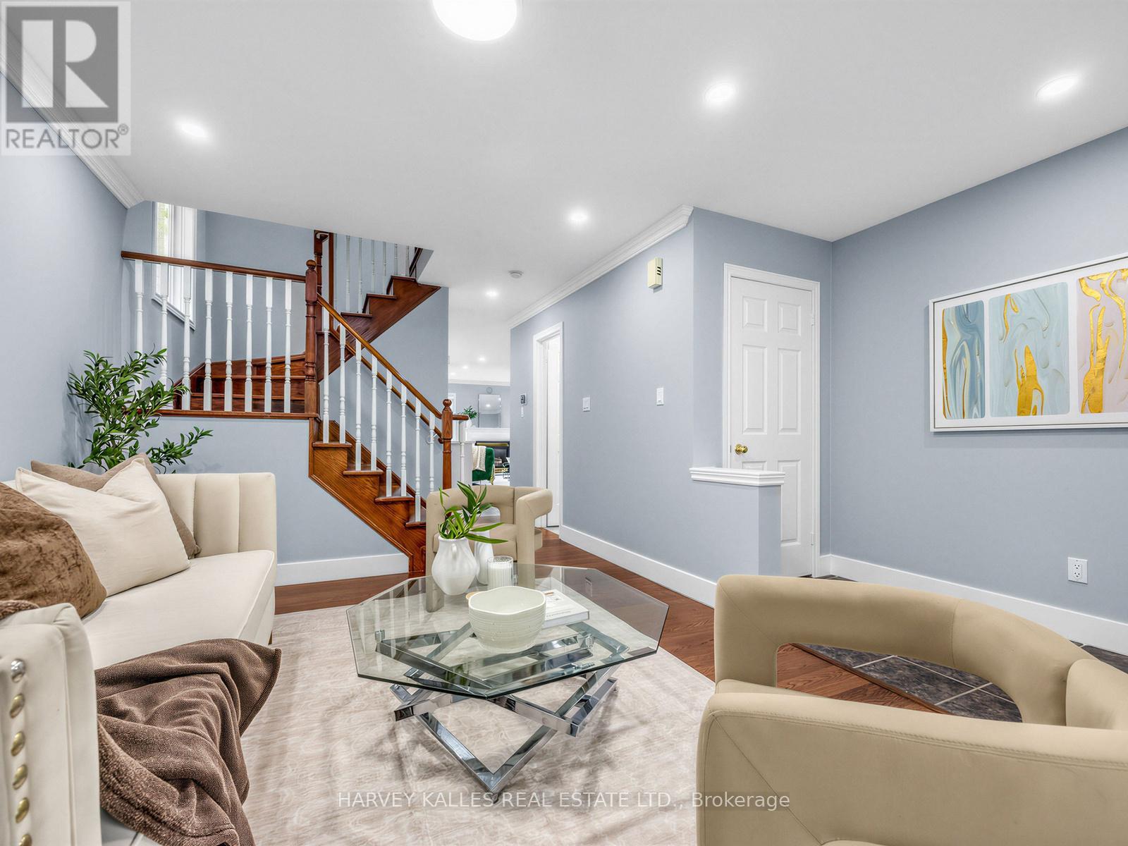 2120 Erin Gate Boulevard, Pickering, Ontario L1X 2V3 - Photo 7 - E13528018