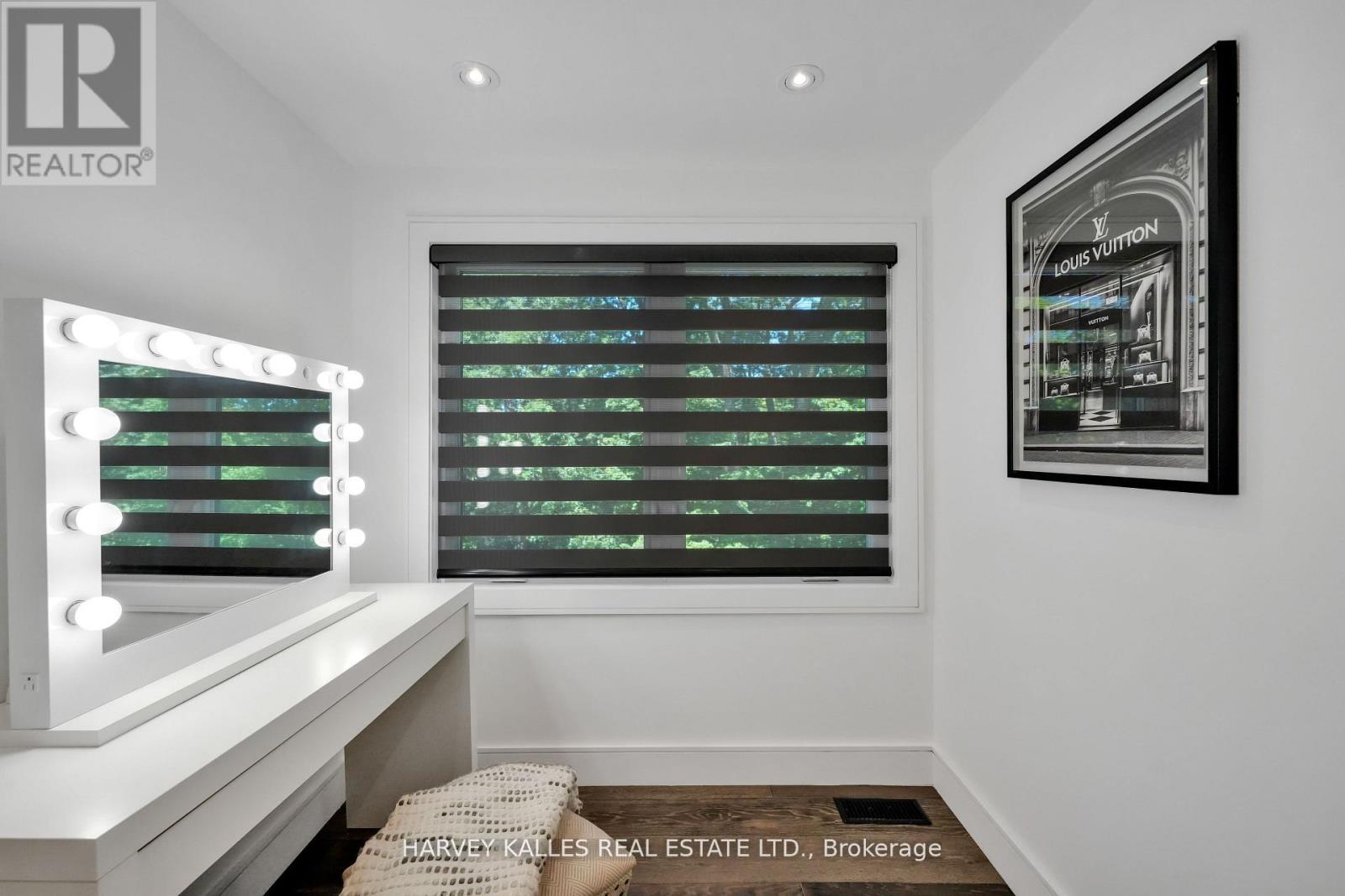 8 Circle Ridge, Toronto, Ontario M6L 2H6 - Photo 24 - W13528012