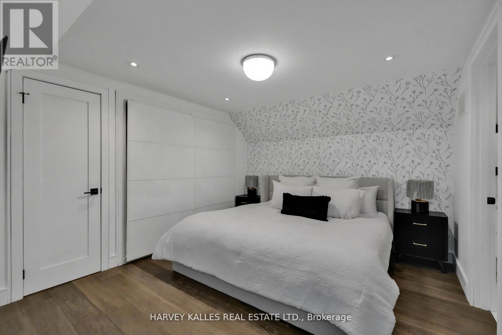 8 Circle Ridge, Toronto, Ontario M6L 2H6 - Photo 27 - W13528012