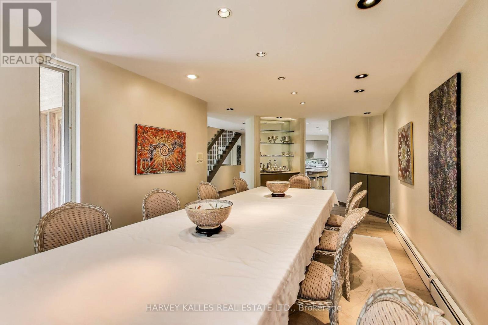 103 Vesta Drive, Toronto, Ontario  M5P 2Z8 - Photo 13 - C13529238