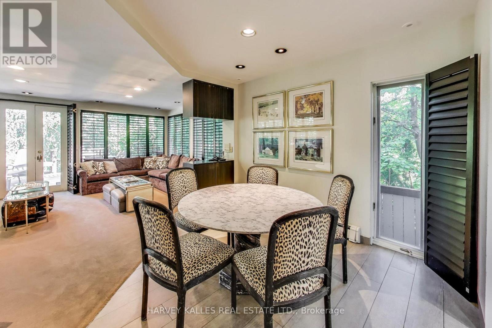 103 Vesta Drive, Toronto, Ontario  M5P 2Z8 - Photo 18 - C13529238