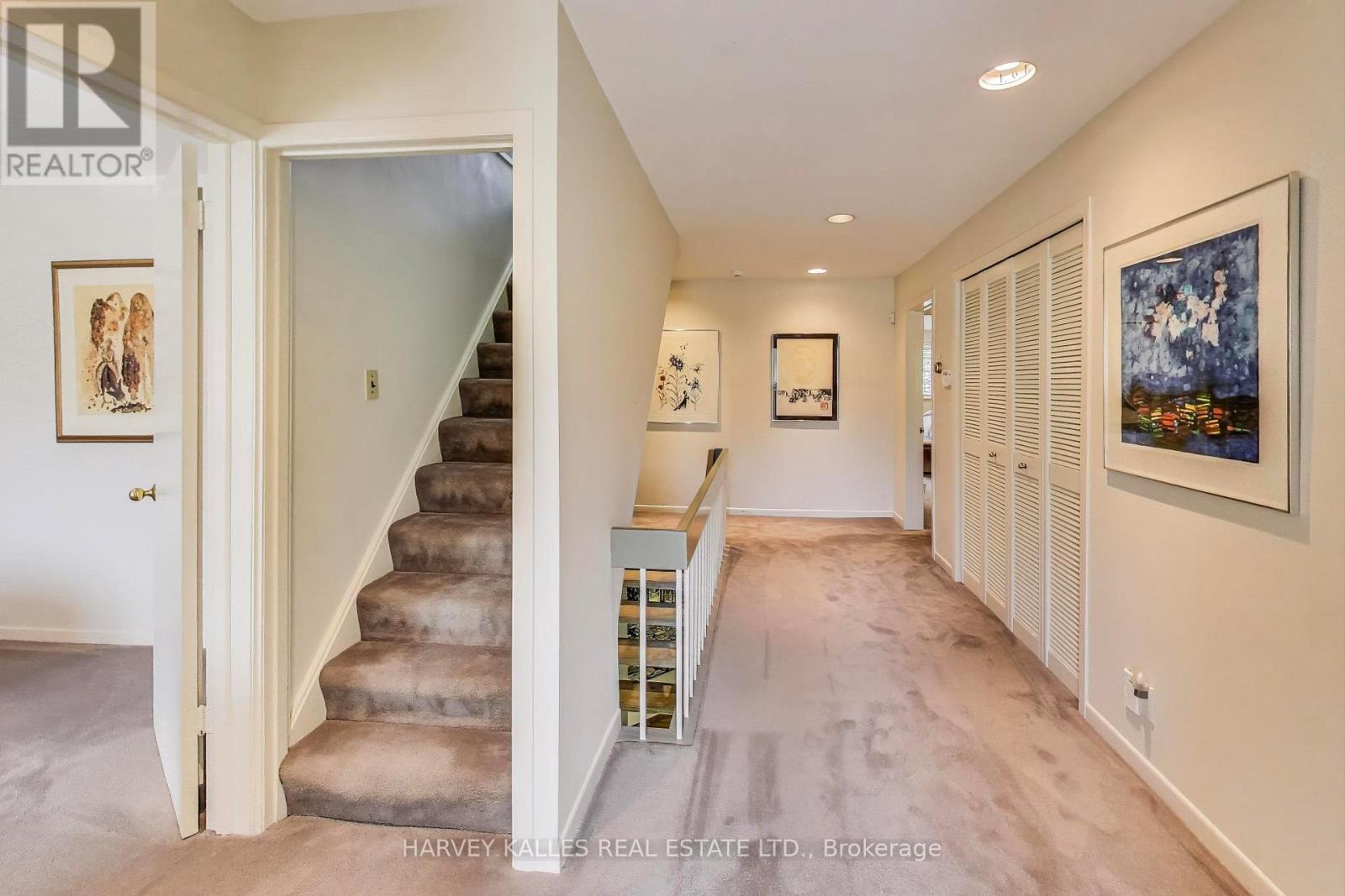 103 Vesta Drive, Toronto, Ontario  M5P 2Z8 - Photo 23 - C13529238