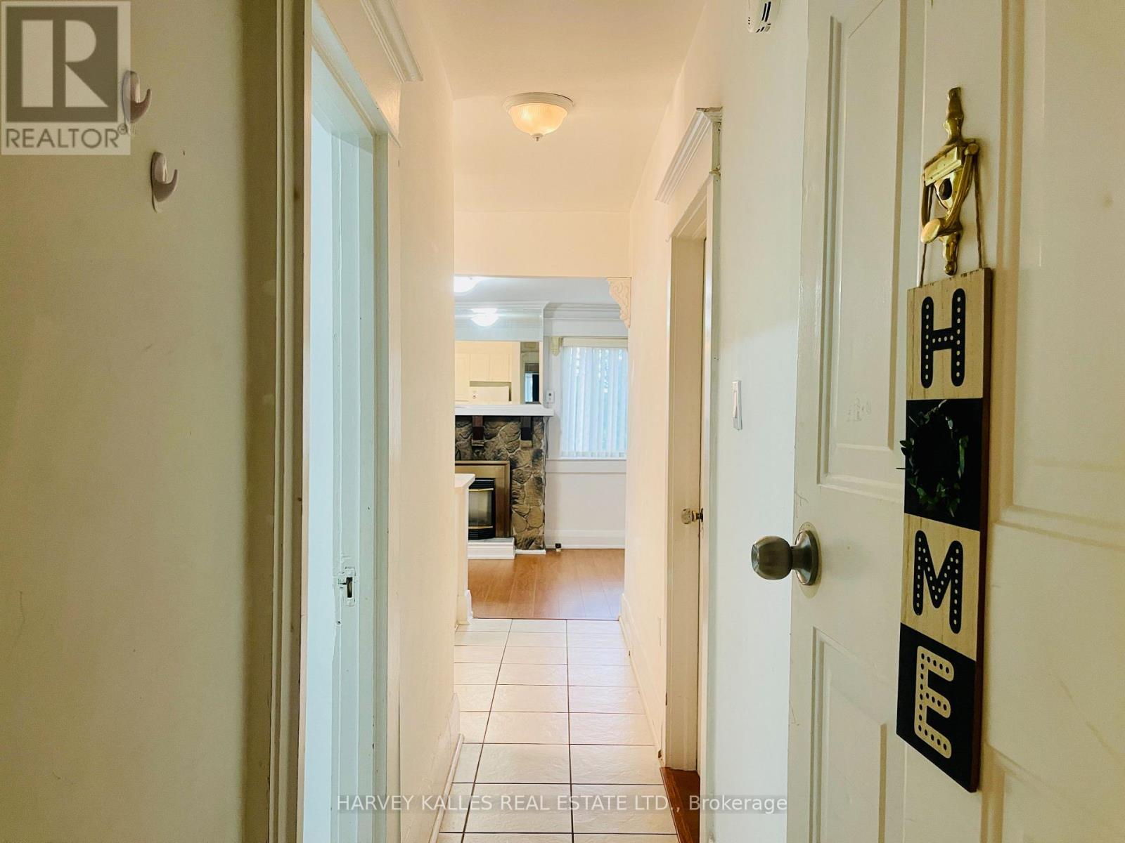 2nd Floor - 218 Heath Street W, Toronto, Ontario  M5P 1N7 - Photo 5 - C13529658