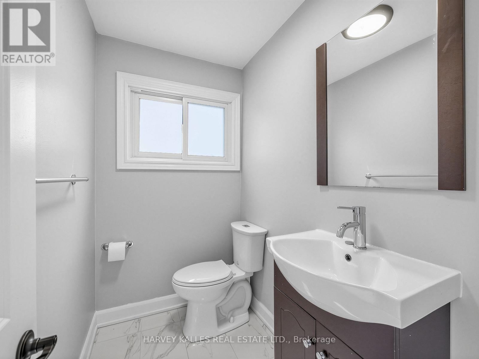 1228 Pallatine Drive, Oakville, Ontario  L6H 1Z2 - Photo 28 - W13532376