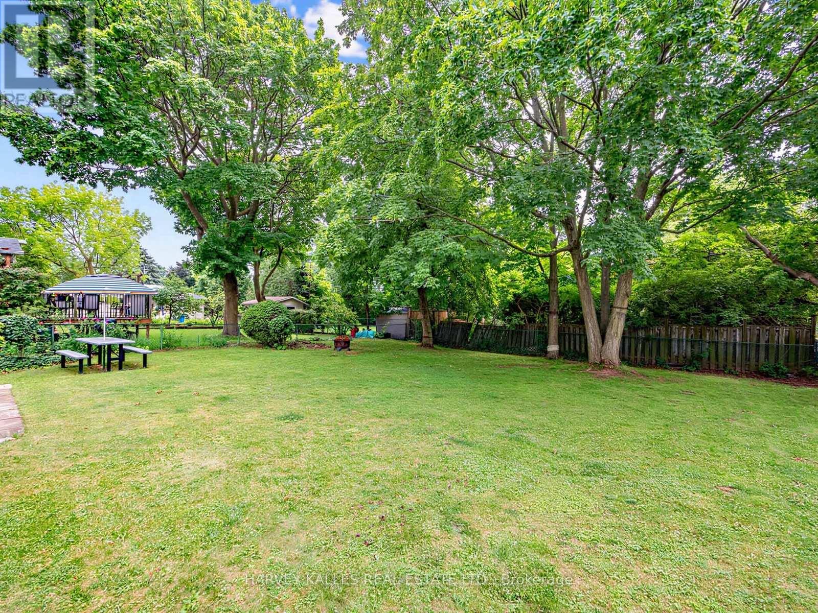 1228 Pallatine Drive, Oakville, Ontario  L6H 1Z2 - Photo 34 - W13532376