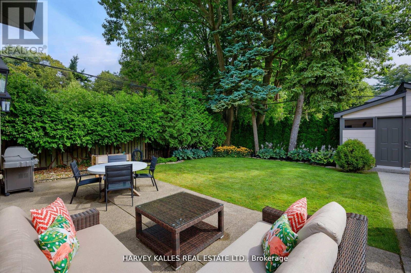 38 Westmount Park Road, Toronto, Ontario  M9P 1R6 - Photo 25 - W13533254