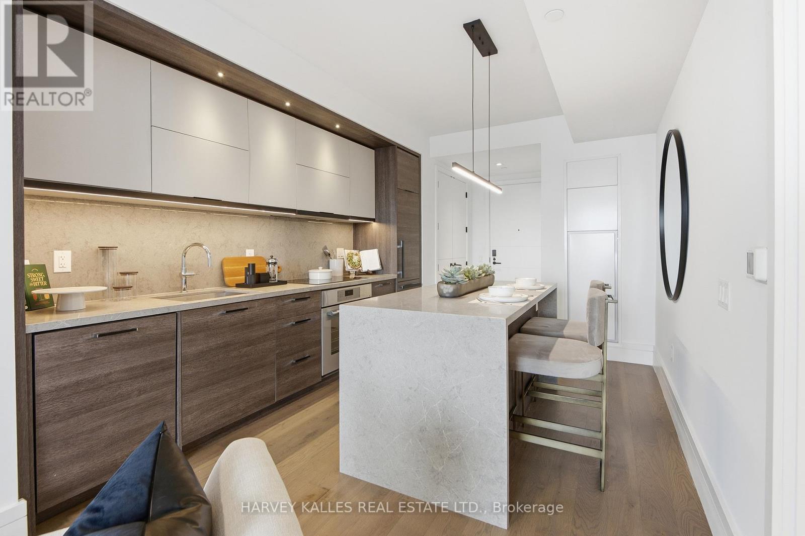 1205 - 215 Lonsdale Road, Toronto, Ontario  M4V 1W7 - Photo 4 - C13533658
