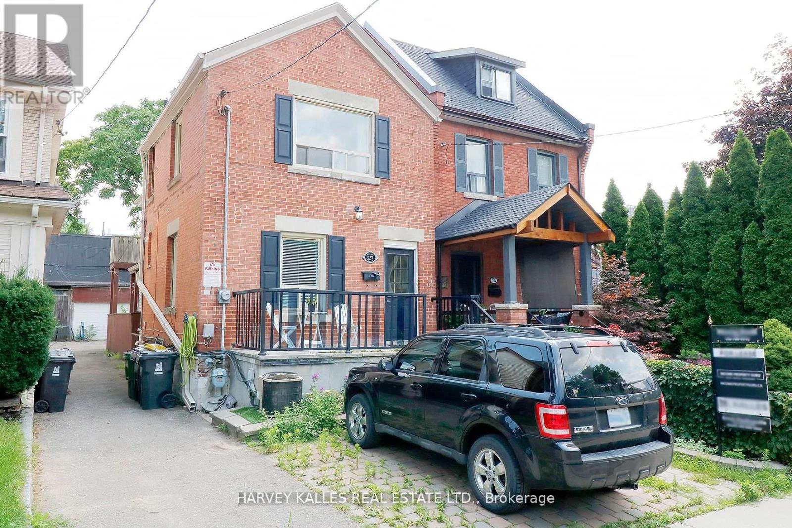 BSMNT - 327 HOWLAND AVENUE, Toronto, Ontario