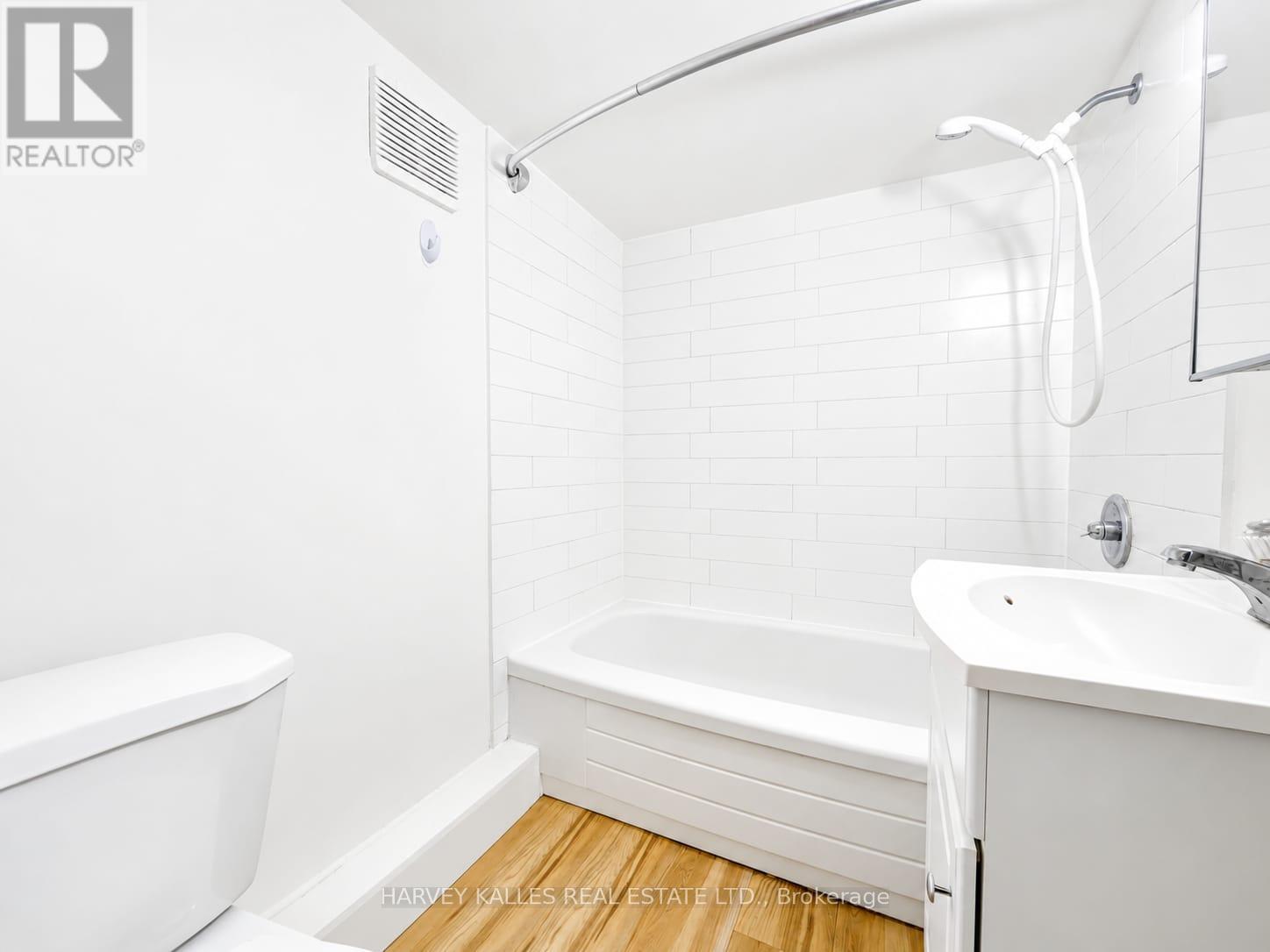 Bsmnt - 327 Howland Avenue, Toronto, Ontario M5R 3C1 - Photo 11 - C13533804