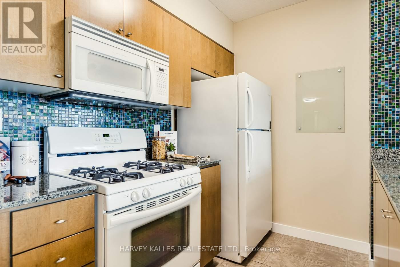 3808 - 35 Mariner Terrace, Toronto, Ontario M5V 3V9 - Photo 11 - C13534508