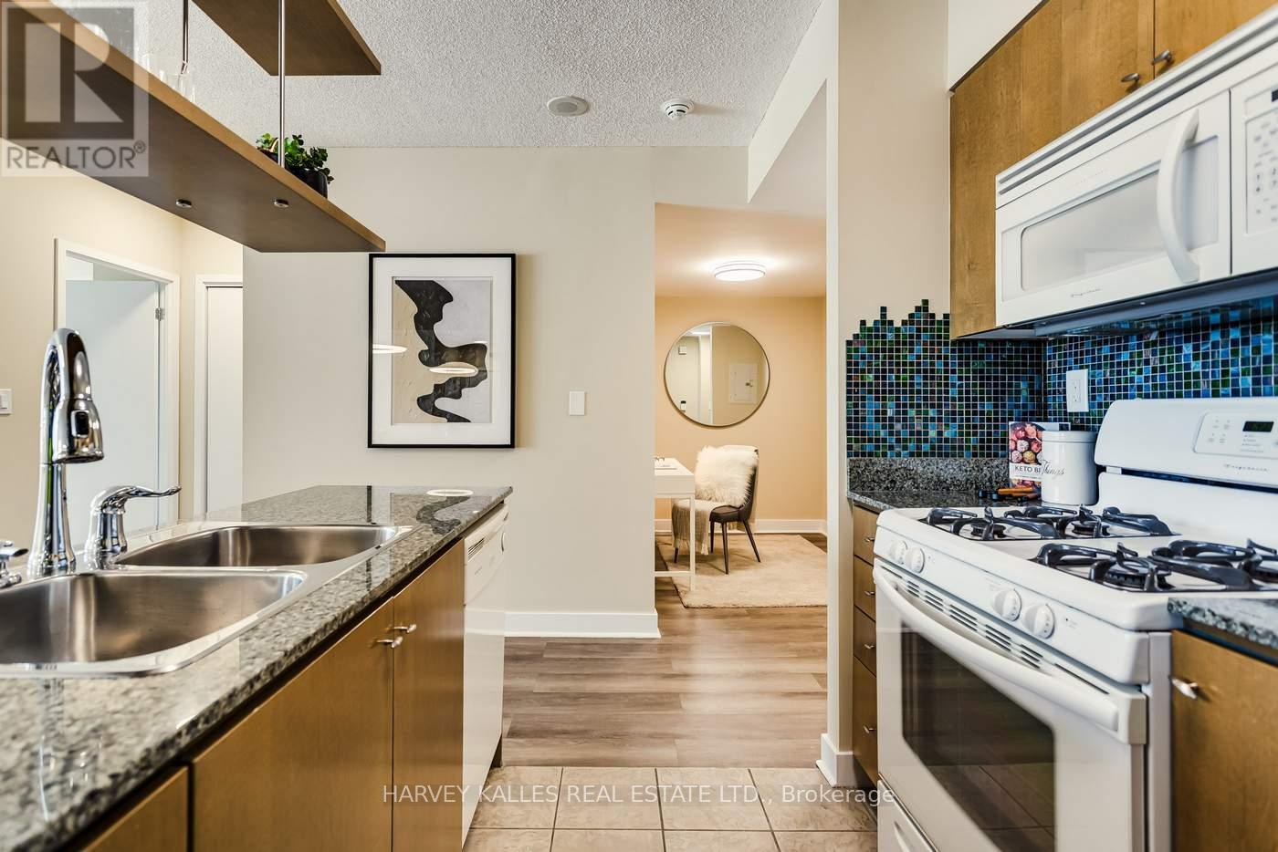 3808 - 35 Mariner Terrace, Toronto, Ontario M5V 3V9 - Photo 12 - C13534508