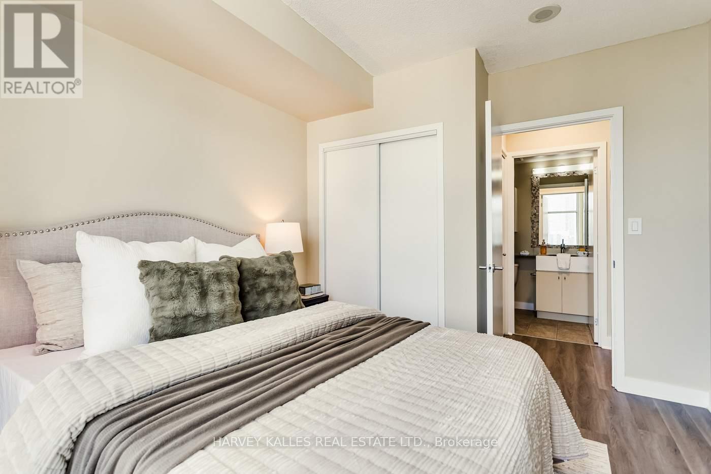 3808 - 35 Mariner Terrace, Toronto, Ontario M5V 3V9 - Photo 25 - C13534508