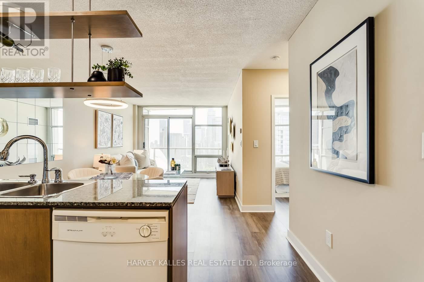 3808 - 35 Mariner Terrace, Toronto, Ontario M5V 3V9 - Photo 8 - C13534508