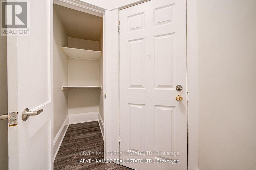 4 - 1074 St Clair Avenue W, Toronto, Ontario M6E 3H3 - Photo 15 - C13535326