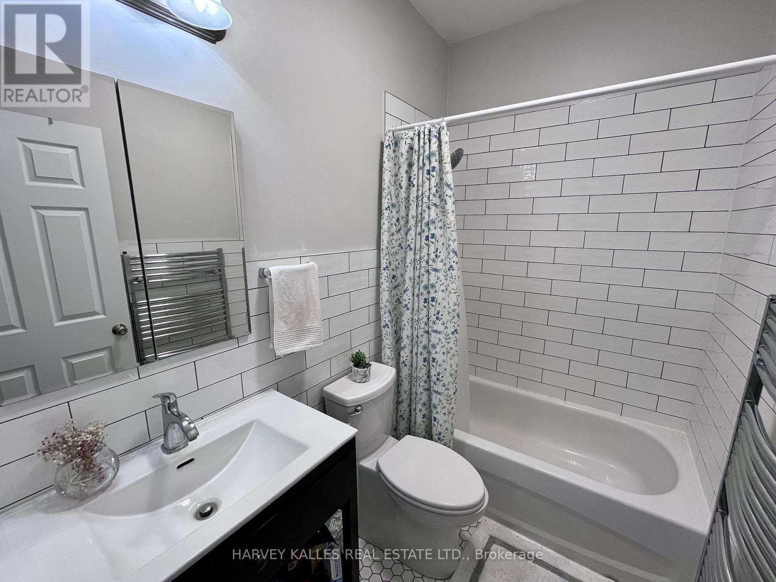 1 - 167 Lauder Avenue, Toronto, Ontario  M6E 3H3 - Photo 6 - C13535468