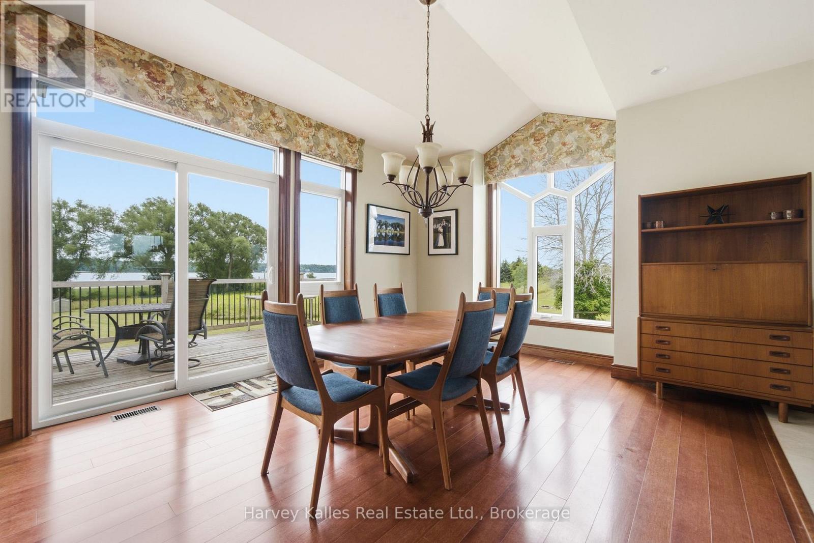 388 South Big Island Road, Prince Edward County, Ontario K0K 1W0 - Photo 11 - X13535806