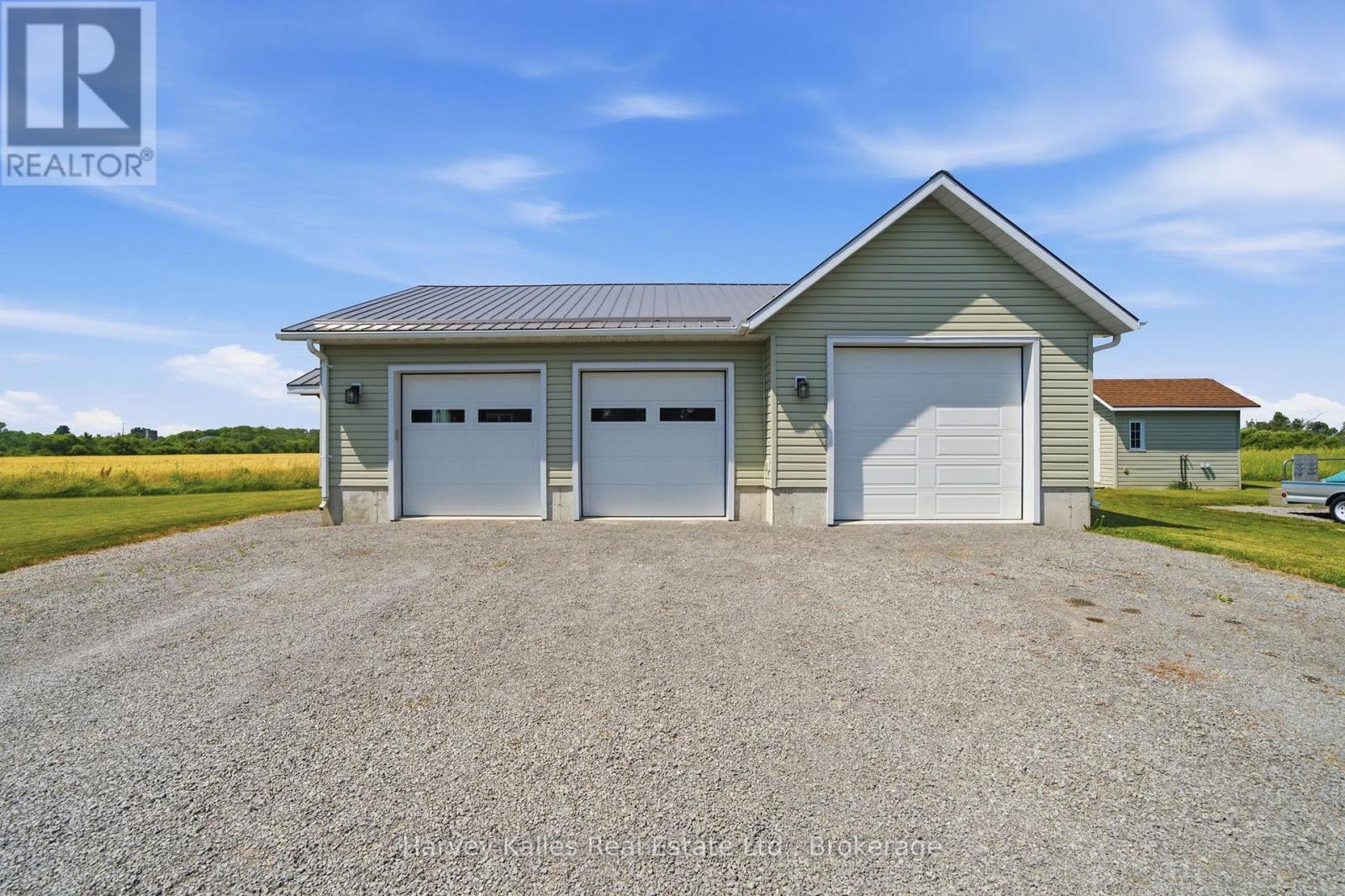 388 South Big Island Road, Prince Edward County, Ontario K0K 1W0 - Photo 37 - X13535806