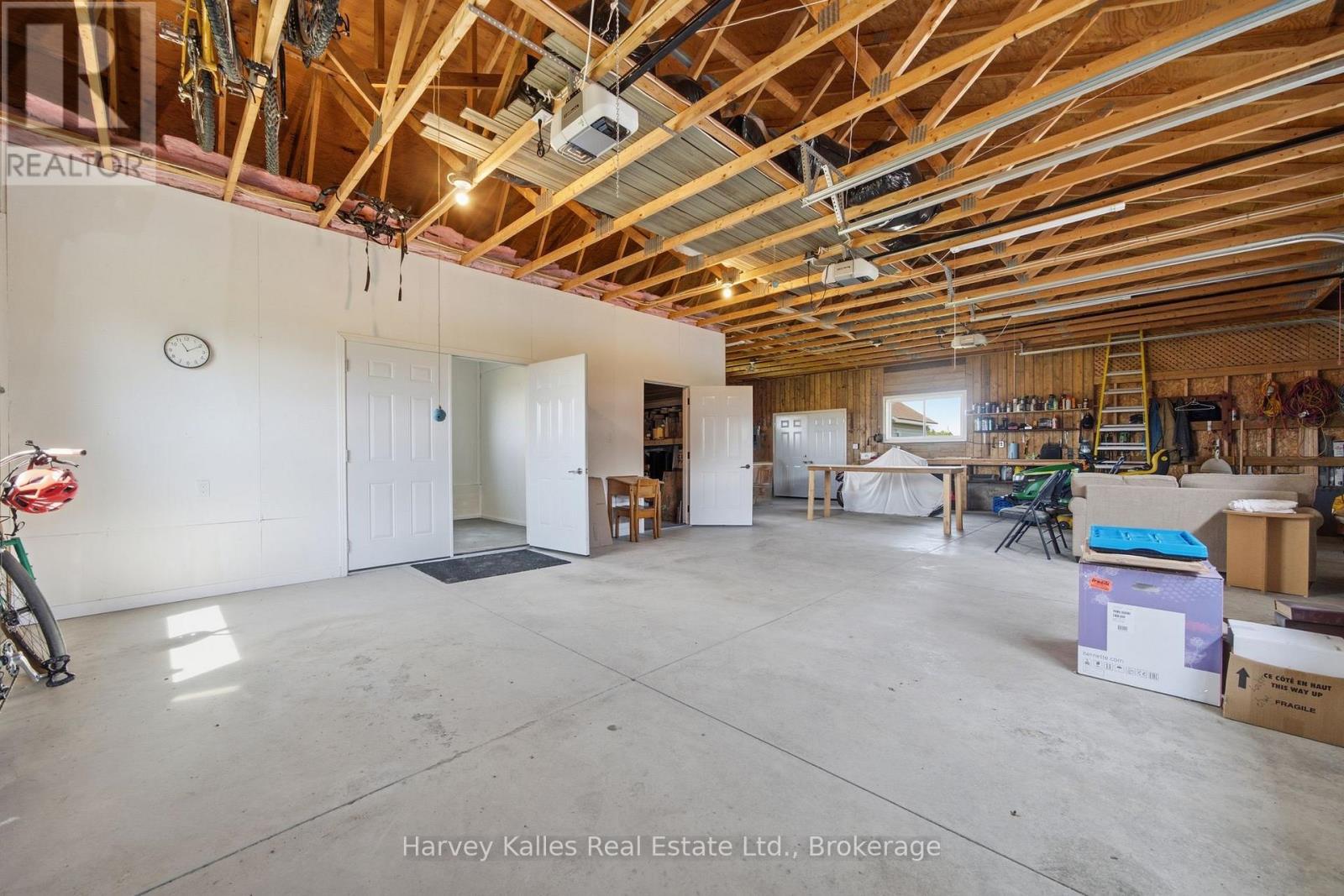 388 South Big Island Road, Prince Edward County, Ontario K0K 1W0 - Photo 38 - X13535806