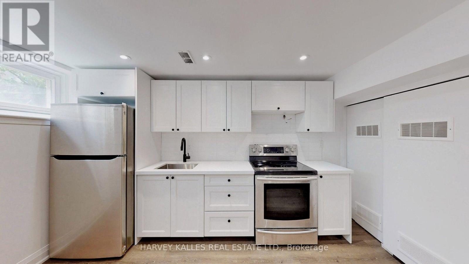 BSMT - 7 PANNAHILL ROAD, Toronto, Ontario