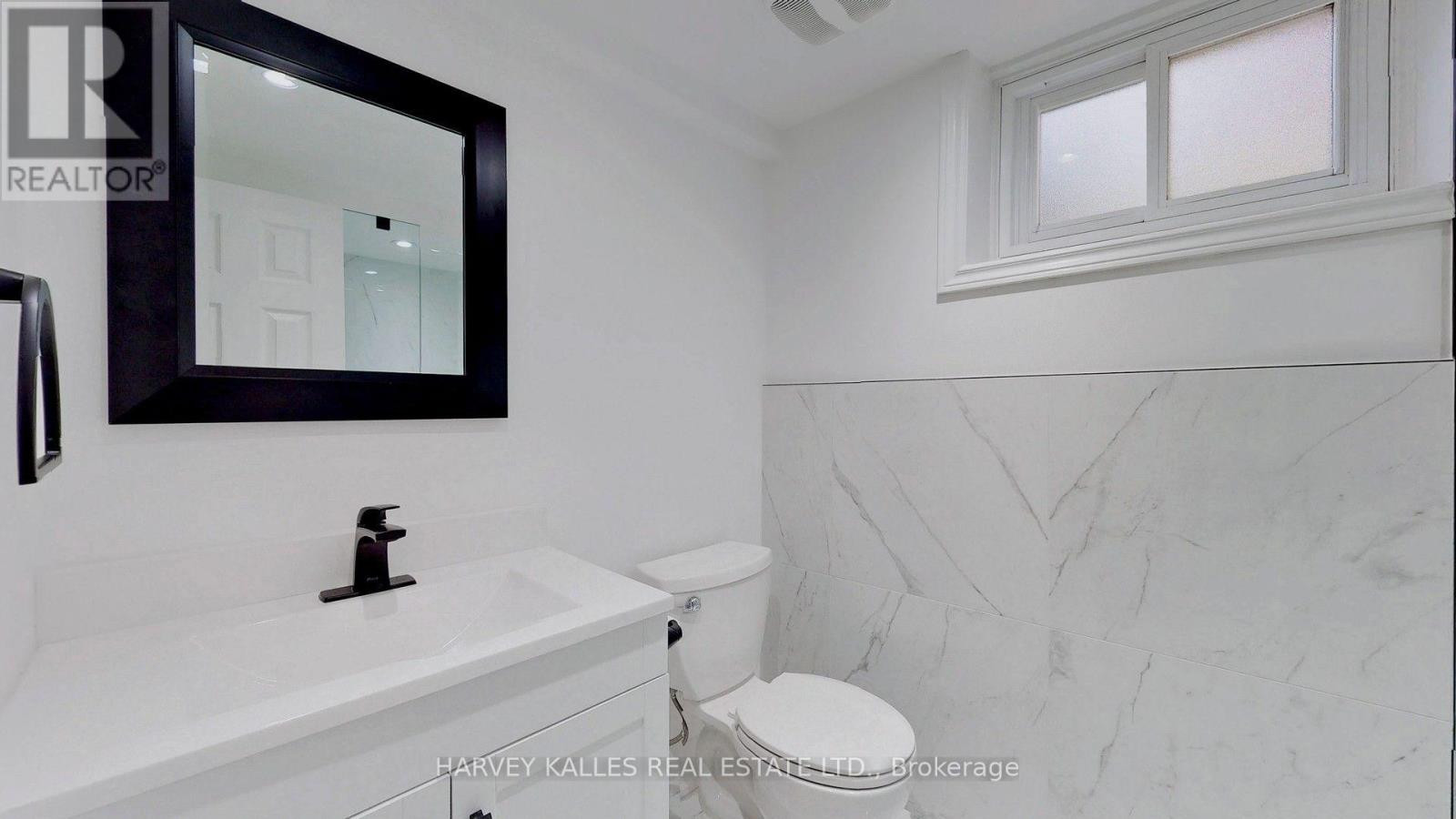 Bsmt - 7 Pannahill Road, Toronto, Ontario  M3H 4N2 - Photo 11 - C13536746