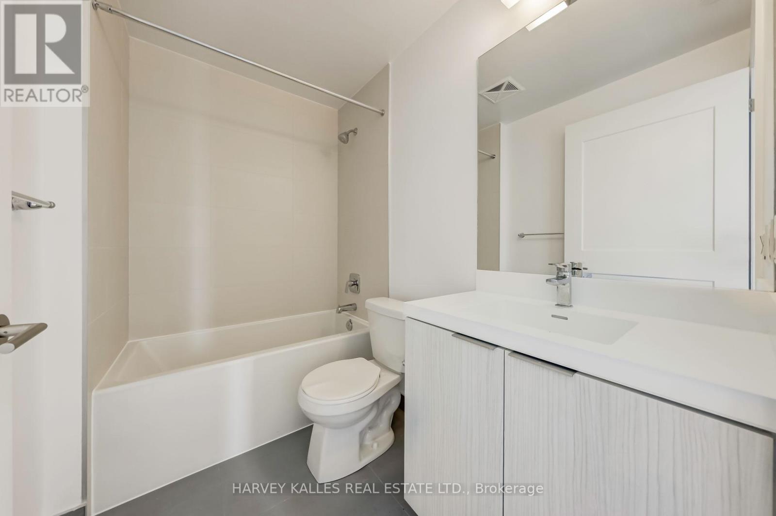 Lph18 - 50 Dunfield Avenue, Toronto, Ontario M4S 0E4 - Photo 12 - C13537702