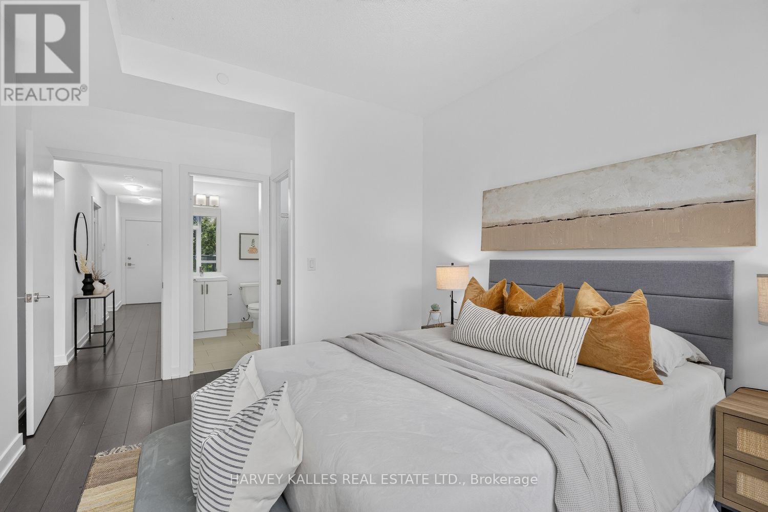 214 - 1603 Eglinton Avenue W, Toronto, Ontario M6E 0A1 - Photo 10 - C13538196