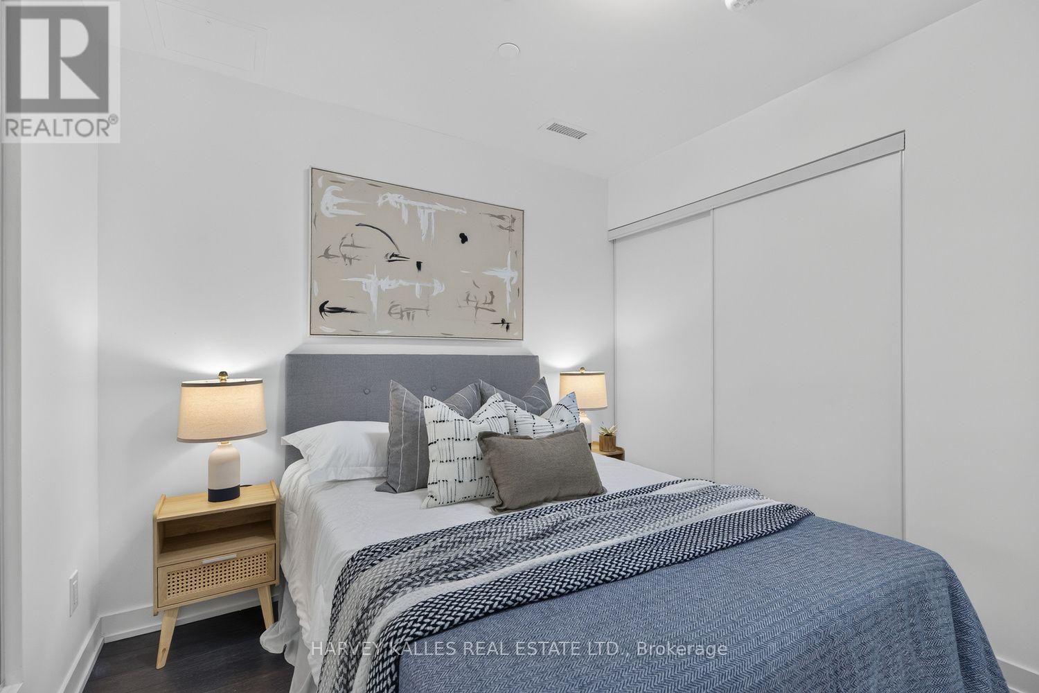 214 - 1603 Eglinton Avenue W, Toronto, Ontario M6E 0A1 - Photo 14 - C13538196