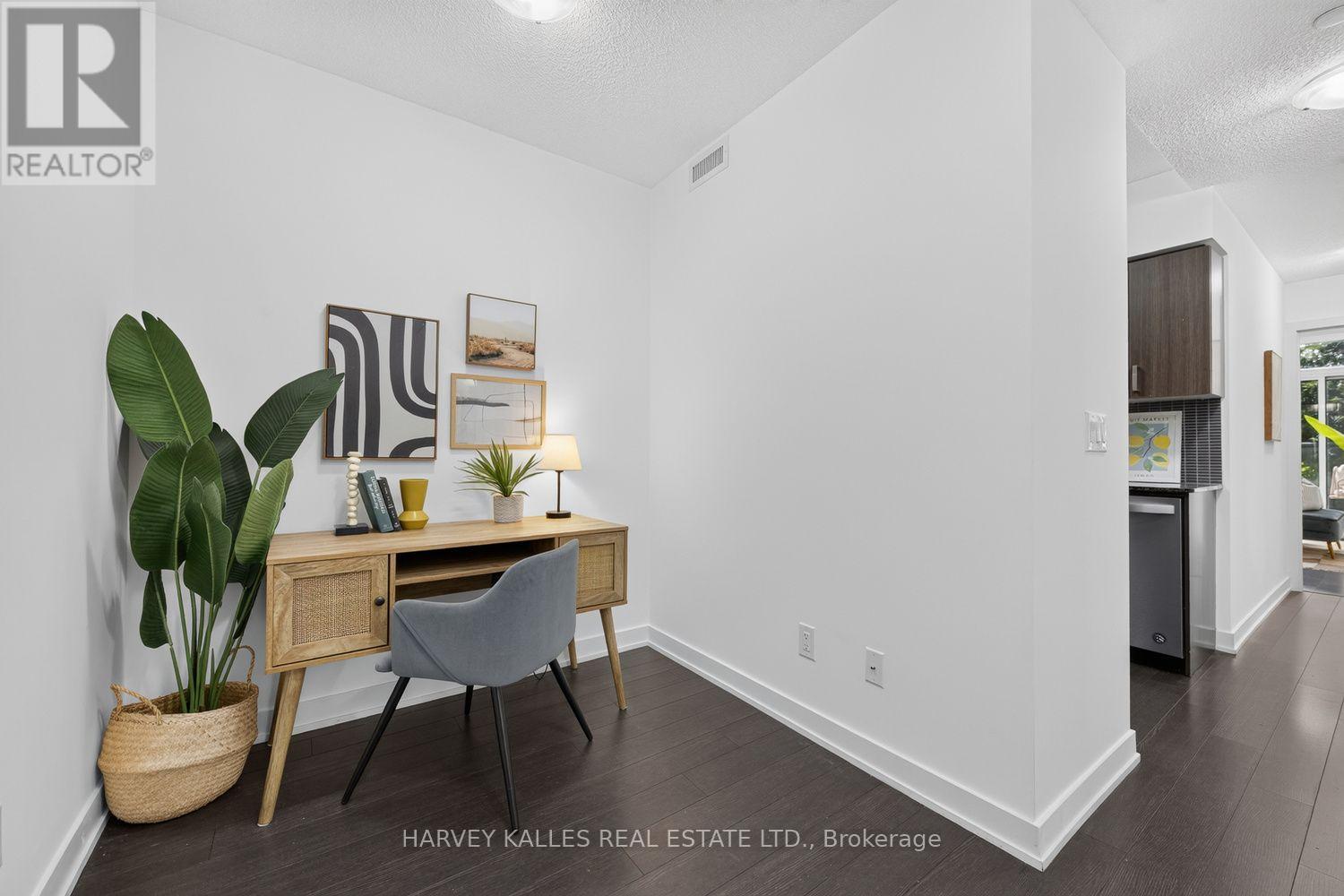 214 - 1603 Eglinton Avenue W, Toronto, Ontario M6E 0A1 - Photo 17 - C13538196