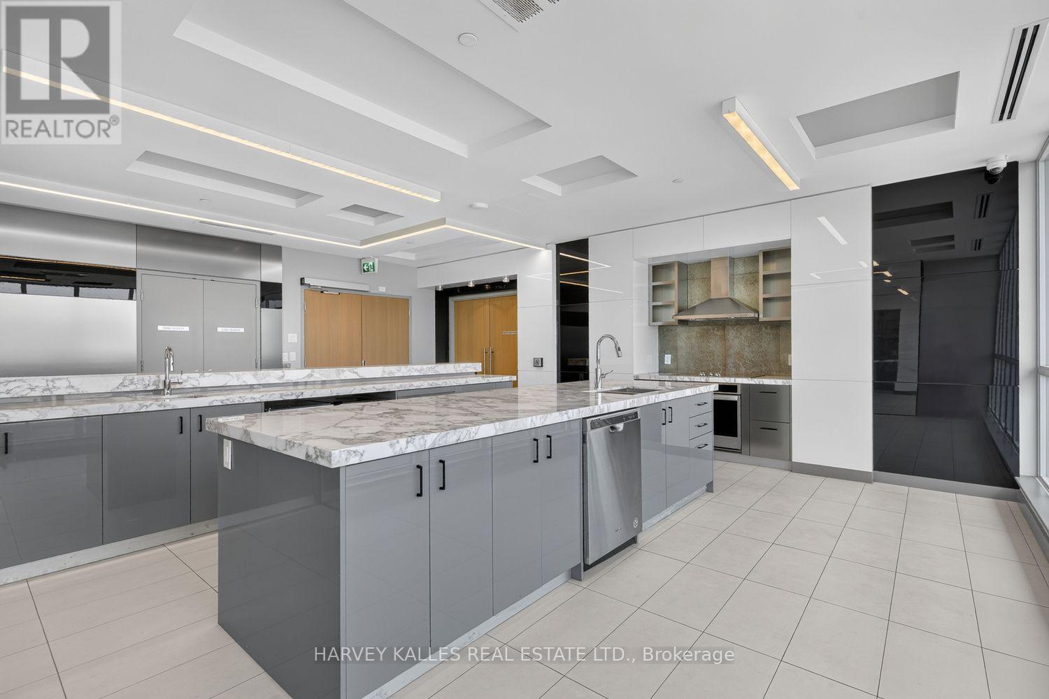 214 - 1603 Eglinton Avenue W, Toronto, Ontario M6E 0A1 - Photo 27 - C13538196
