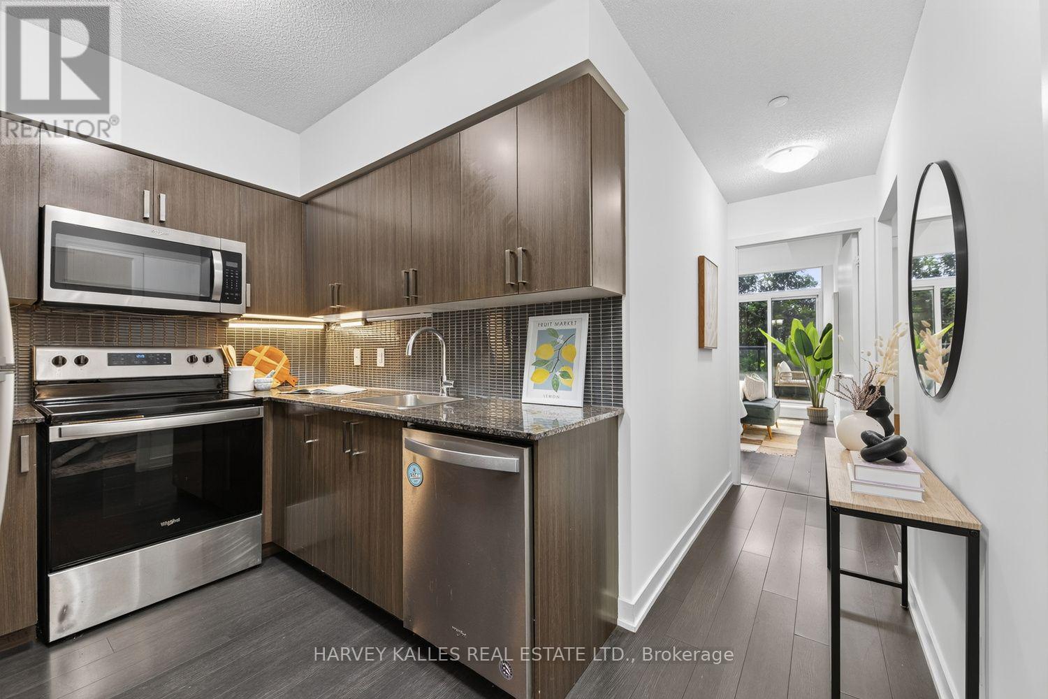 214 - 1603 Eglinton Avenue W, Toronto, Ontario M6E 0A1 - Photo 7 - C13538196