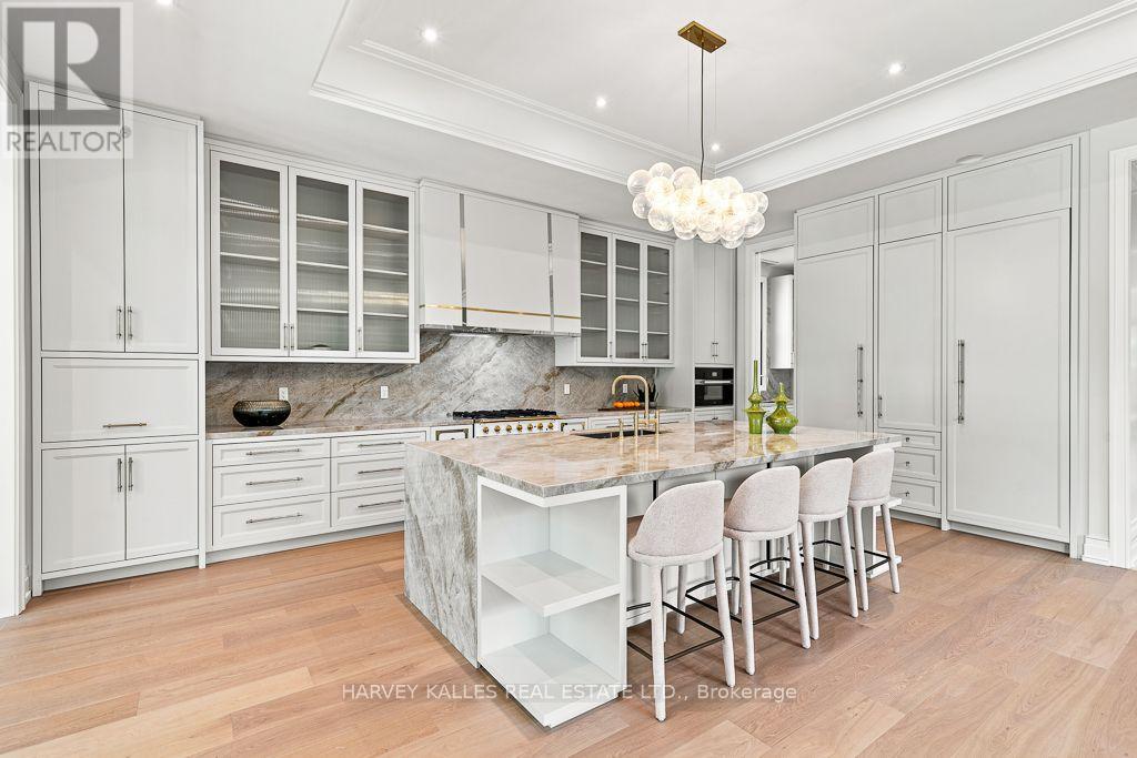 204 Forest Hill Road, Toronto, Ontario M5P 2N4 - Photo 11 - C13538198