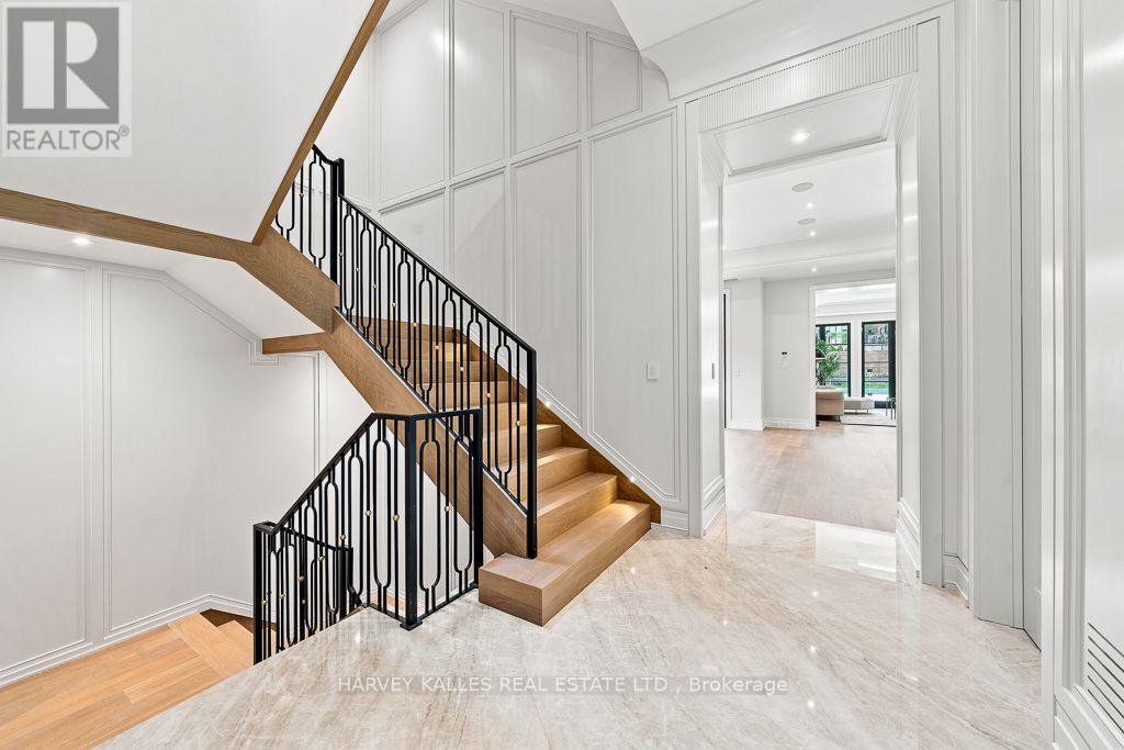 204 Forest Hill Road, Toronto, Ontario M5P 2N4 - Photo 8 - C13538198