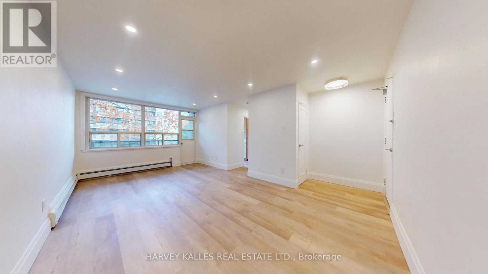 12 - 1 MARQUETTE AVENUE, Toronto, Ontario