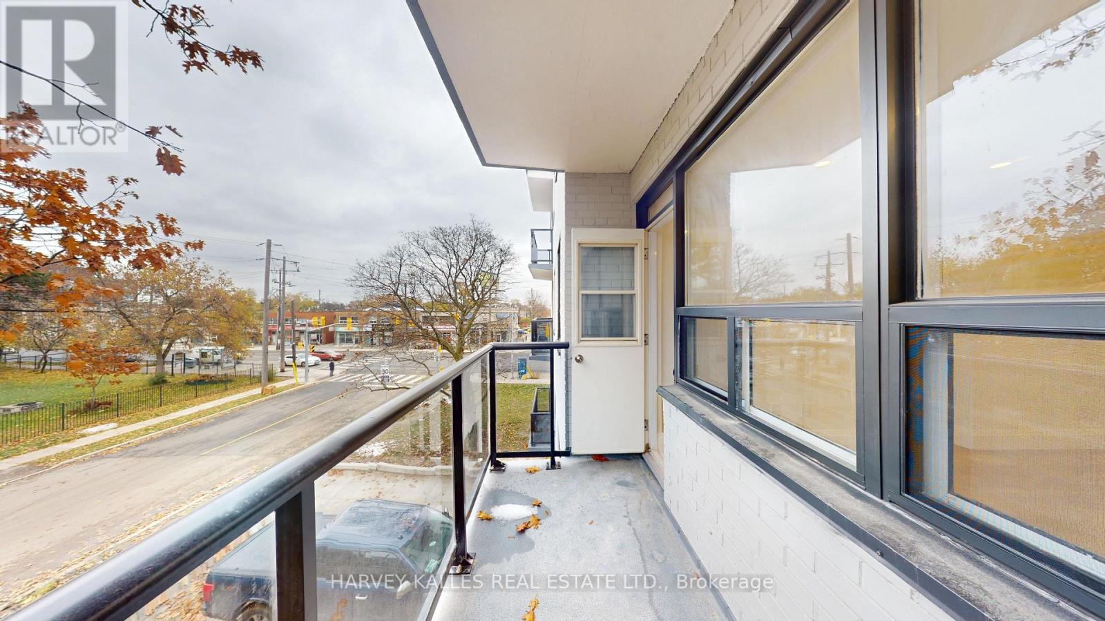 12 - 1 Marquette Avenue, Toronto, Ontario  M6A 1X8 - Photo 12 - C13539292