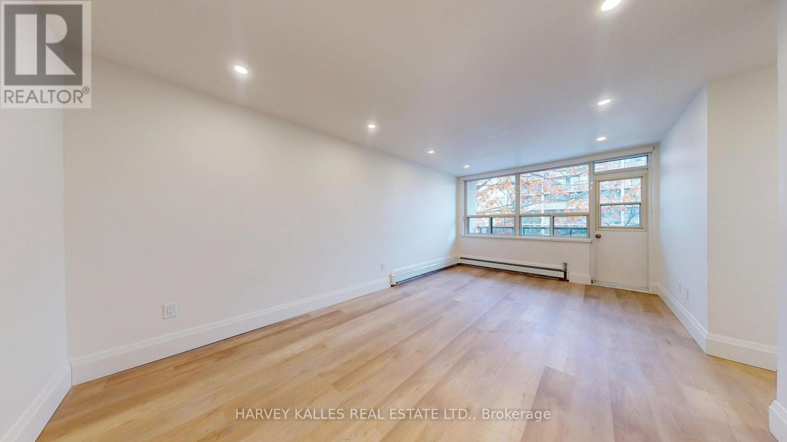 12 - 1 Marquette Avenue, Toronto, Ontario  M6A 1X8 - Photo 2 - C13539292