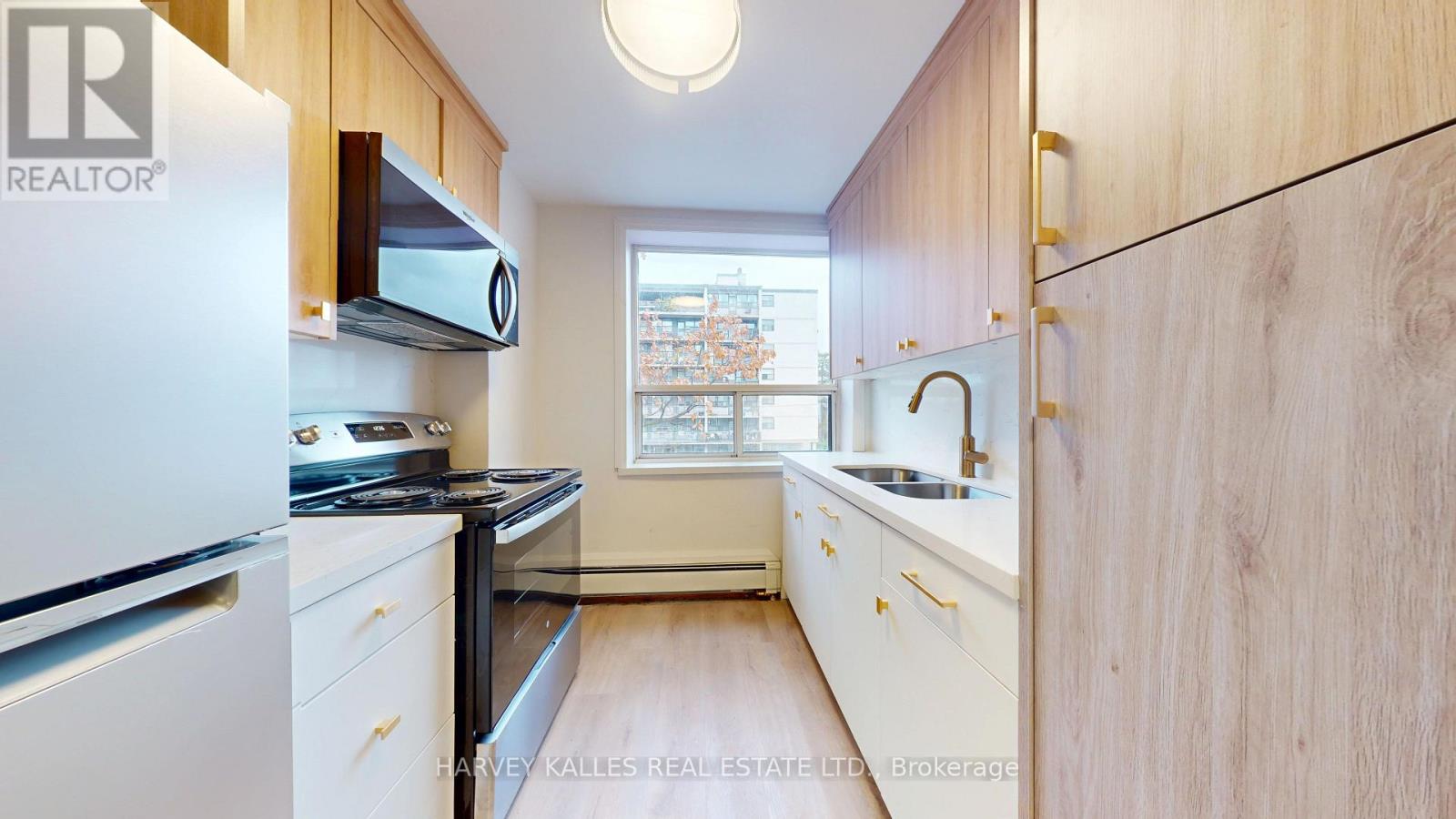 12 - 1 Marquette Avenue, Toronto, Ontario  M6A 1X8 - Photo 6 - C13539292