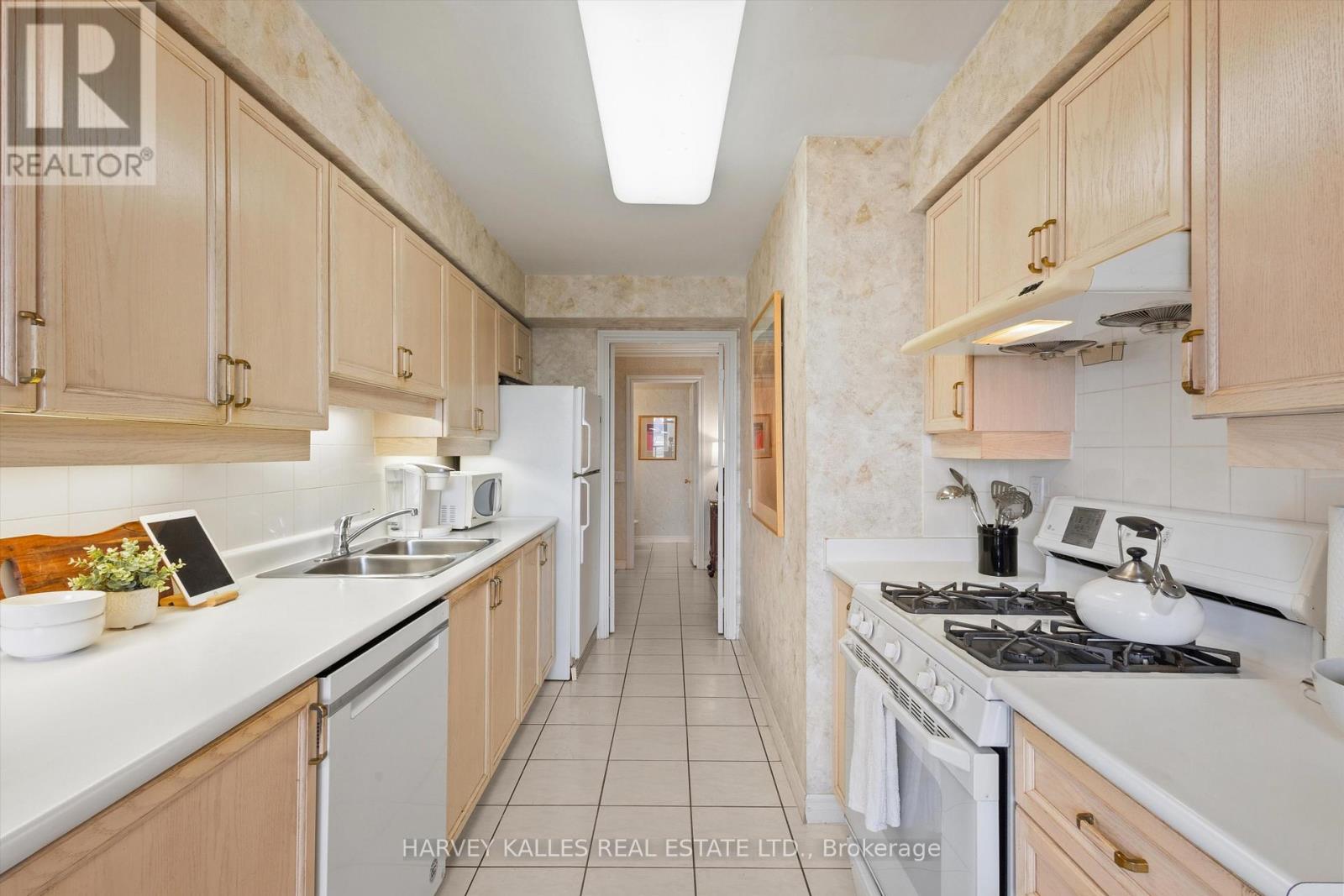 1009 - 265 Ridley Boulevard, Toronto, Ontario M5M 4N8 - Photo 10 - C13539774