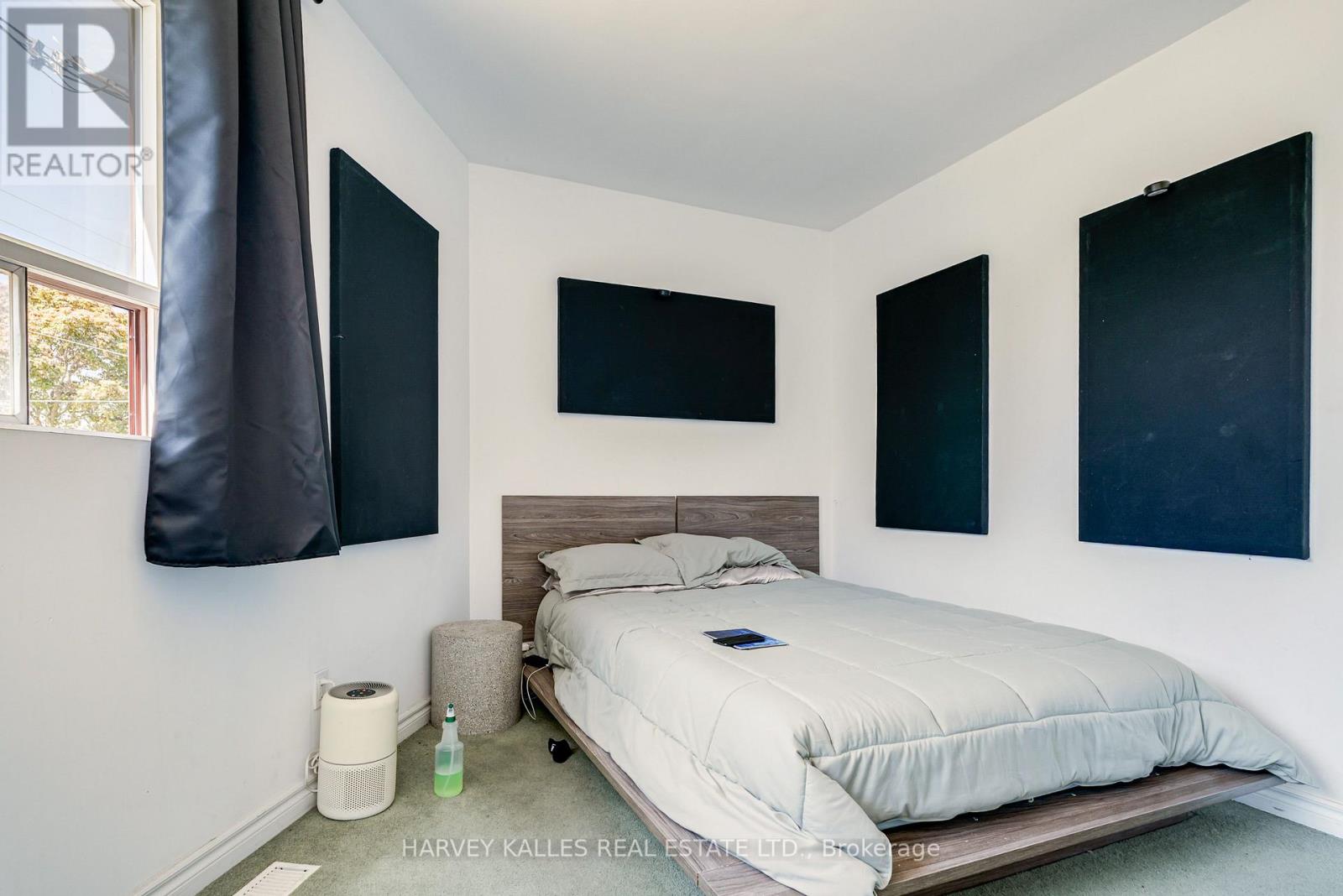 Unit A - 429 Vaughan Road, Toronto, Ontario M6C 2P1 - Photo 4 - C13540878