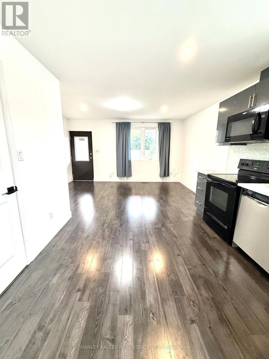 Unit B - 427 Vaughan Road, Toronto, Ontario M6C 2P1 - Photo 3 - C13540888