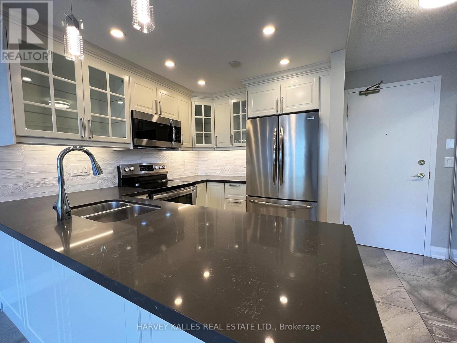 410 - 555 Wilson Heights Boulevard, Toronto, Ontario M3H 6B5 - Photo 4 - C13543560