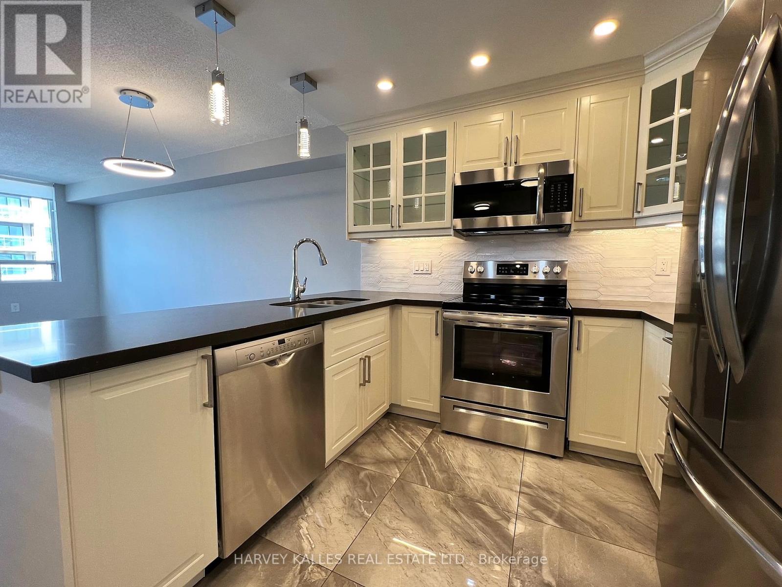 410 - 555 Wilson Heights Boulevard, Toronto, Ontario M3H 6B5 - Photo 5 - C13543560