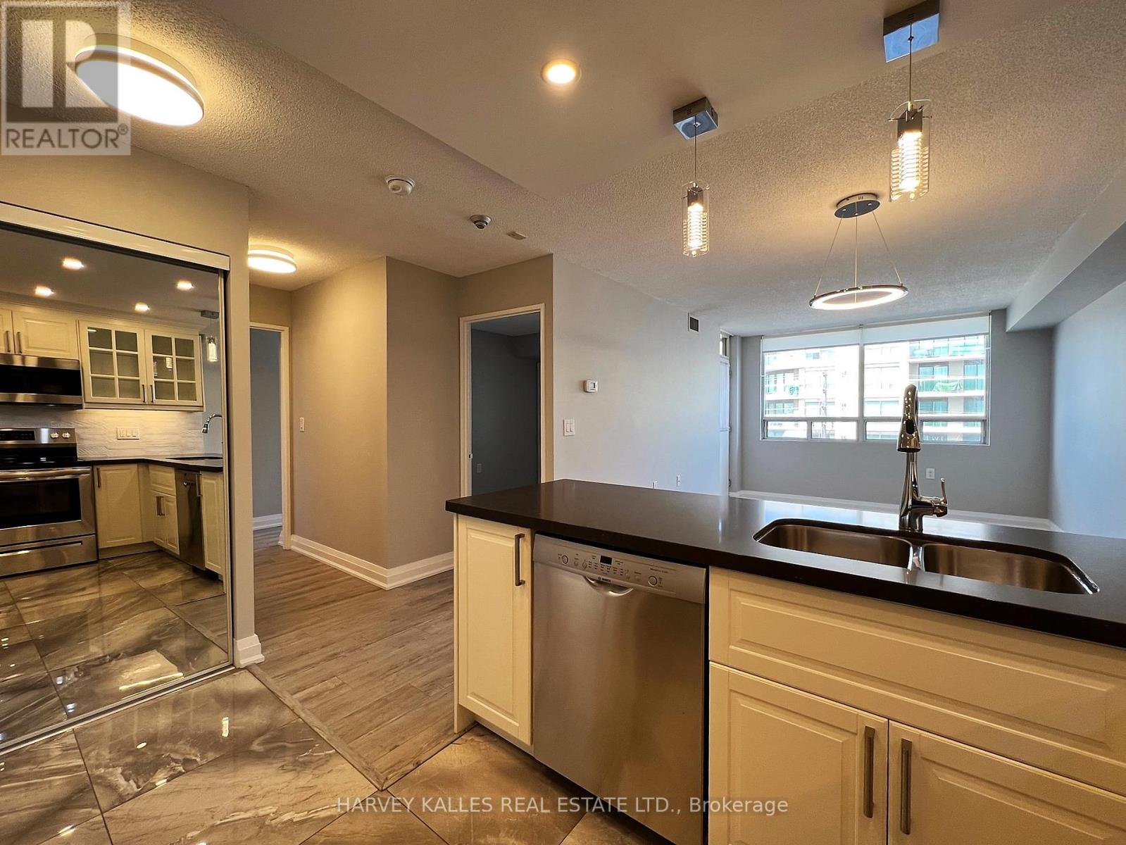 410 - 555 Wilson Heights Boulevard, Toronto, Ontario M3H 6B5 - Photo 7 - C13543560