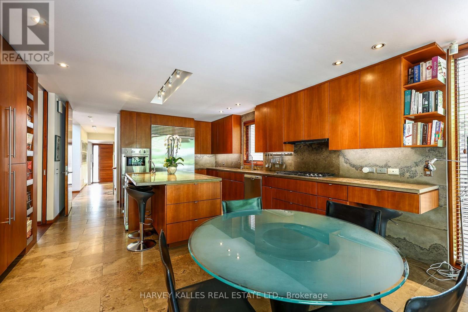 36 Millbank Avenue, Toronto, Ontario  M5P 1S5 - Photo 20 - C13544476